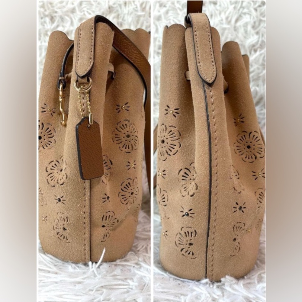 Coach Suede Bucket Bag 18 with Cut Out Tea Rose EUC - Picture 5 of 8